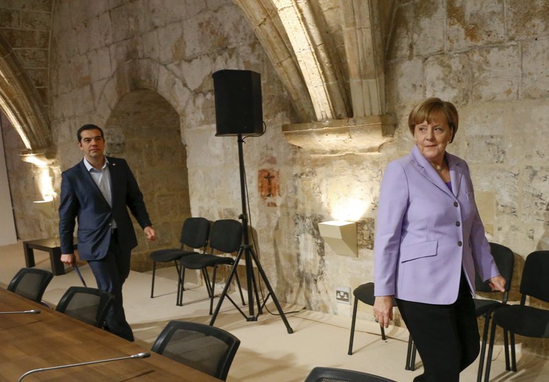 Ανησυχία της κυβέρνησης για τις λογικές κλειστών συνόρων μετά τις επιθέσεις στο Παρίσι - Media