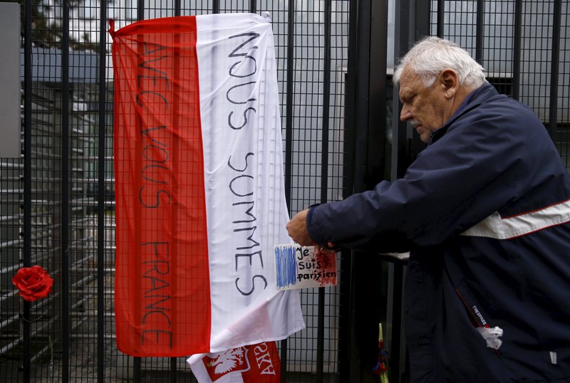 Συγκρότηση στρατού από πρόσφυγες για να πολεμήσουν στη Συρία θέλει ο Πολωνός ΥΠΕΞ - Media