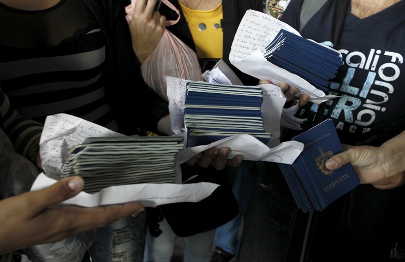 Πλαστό το διαβατήριο της Λέρου – Προσπάθεια ενοχοποίησης των προσφύγων - Media