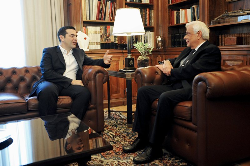 «Τρέχουν» οι εξελίξεις στο Κυπριακό-Πιθανή συνάντηση Τσίπρα-Παυλόπουλου  - Media