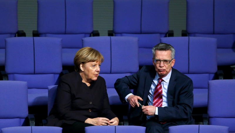 Έλεγχο συνόρων και «γενναίο» αριθμό υποδοχής προσφύγων προτείνει ο υπ. Εσωτερικών της Γερμανίας - Media