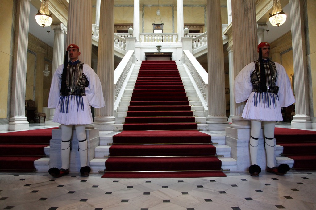 Κυβέρνηση: Παρά τη «γκρίνια», θετικό γεγονός η σύσκεψη Αρχηγών - Media