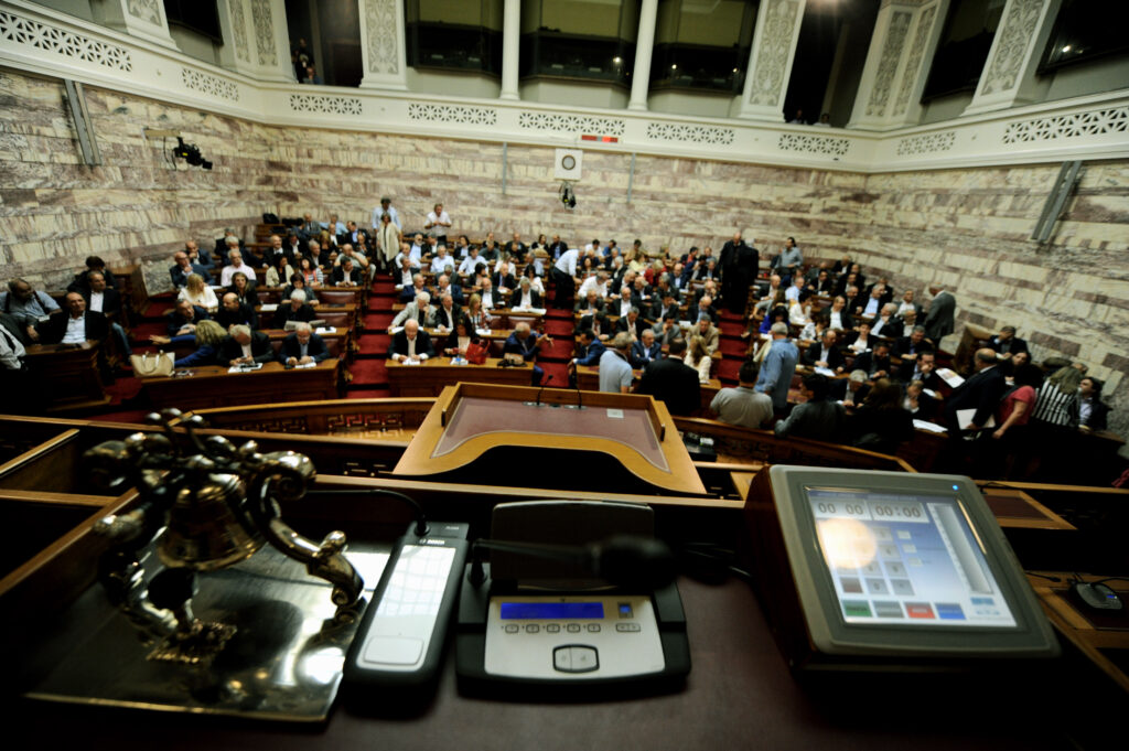 ΚΟ ΣΥΡΙΖΑ: Οδηγίες Τσίπρα και υπουργών προς «ναυτιλομένους» για τη μάχη της ψήφισης των προαπαιτούμενων - Media