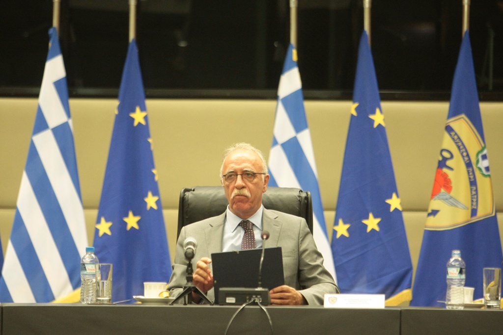 Βίτσας: Το σύνθημα «κανένα σπίτι σε χέρια τραπεζίτη» είναι πραγματικότητα - Media