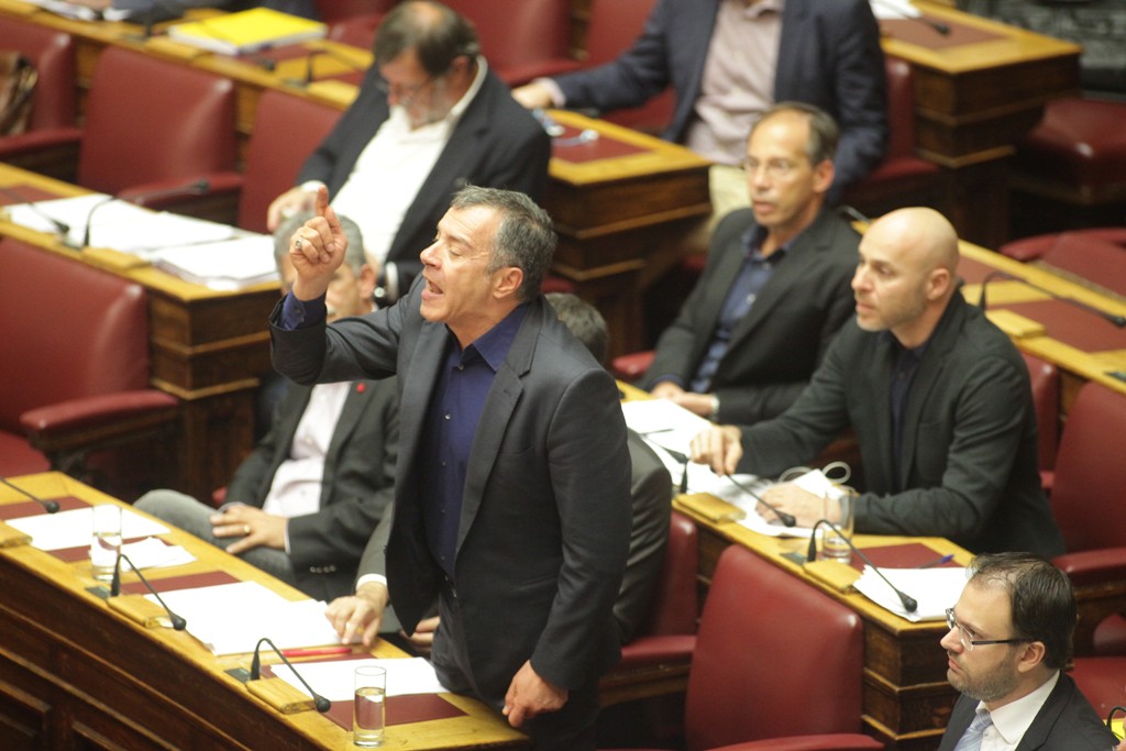 Ο Θεοδωράκης φέρνει τις καταγγελίες Πανούση στη Βουλή - Media