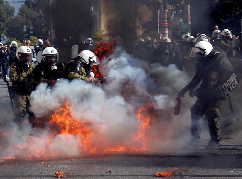 Επεισόδια στο κέντρο της Αθήνας (Video/Photos) - Media