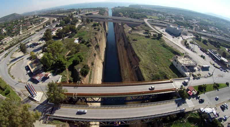 Τραγωδία στην Κόρινθο: 19χρονος έπεσε στον ισθμό και σκοτώθηκε (Video) - Media