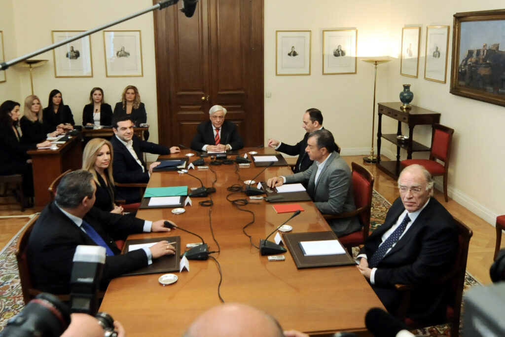 Στο κενό η προσπάθεια για συνεννόηση – Στα χέρια του Τσίπρα η «καυτή πατάτα» του ασφαλιστικού - Media