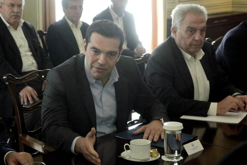 Θέμα ΦΠΑ θα θέσει ο Τσίπρας στους θεσμούς για τα νησιά που δέχονται πρόσφυγες - Media