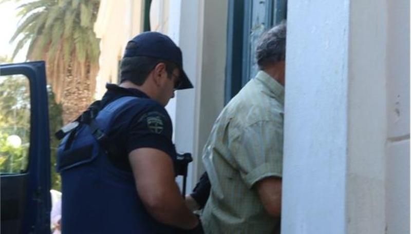 Μετανιωμένος ο τραγικός πατέρας για τη δολοφονία του γιου του στο Άστρος το 2014 - Media