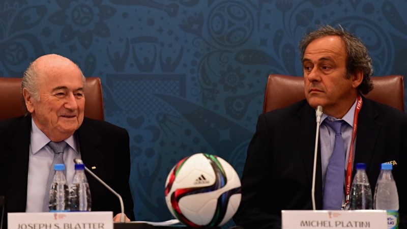 Τον ισόβιο αποκλεισμό των Πλατινί-Μπλάτερ ζητά η FIFA - Media