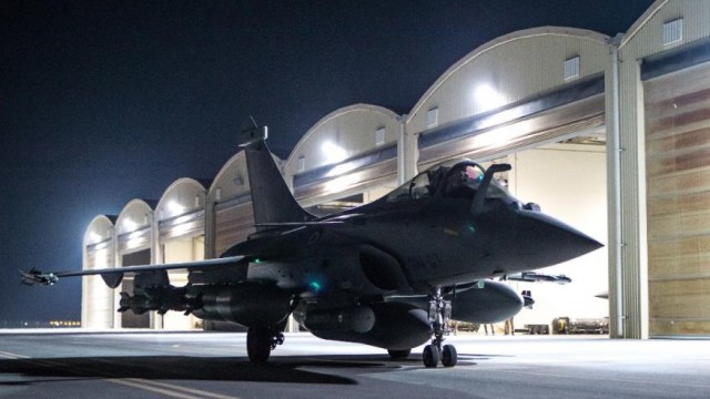 Η Γαλλία ζήτησε τη στρατιωτική υποστήριξη των άλλων ευρωπαϊκών  χωρών στο εξωτερικό  - Media
