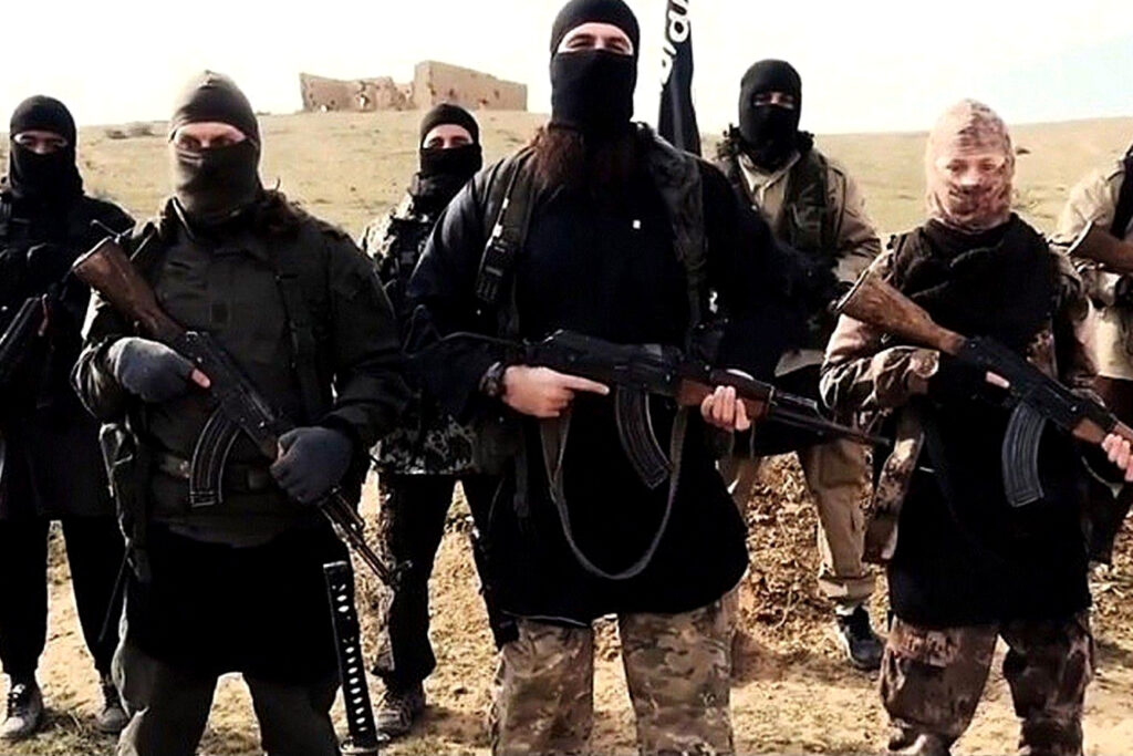 Αυτό είναι το νέο βίντεο μίσους από τον ISIS - Απειλεί με «νέο Παρίσι» τις χώρες που συμμετέχουν στις αεροπορικές επιδρομές στη Συρία - Media