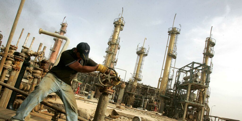 Τα «κοράκια» μυρίστηκαν πόλεμο: Εκτοξεύτηκαν οι τιμές του πετρελαίου μετά την κατάρριψη του ρωσικού τζετ - Media