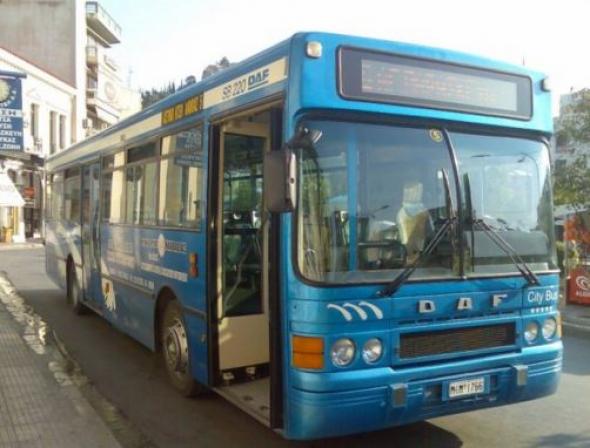 Χάος στα Χανιά: Άγριος καυγάς οδηγού ΚΤΕλ με δυο φοιτήτριες - Media