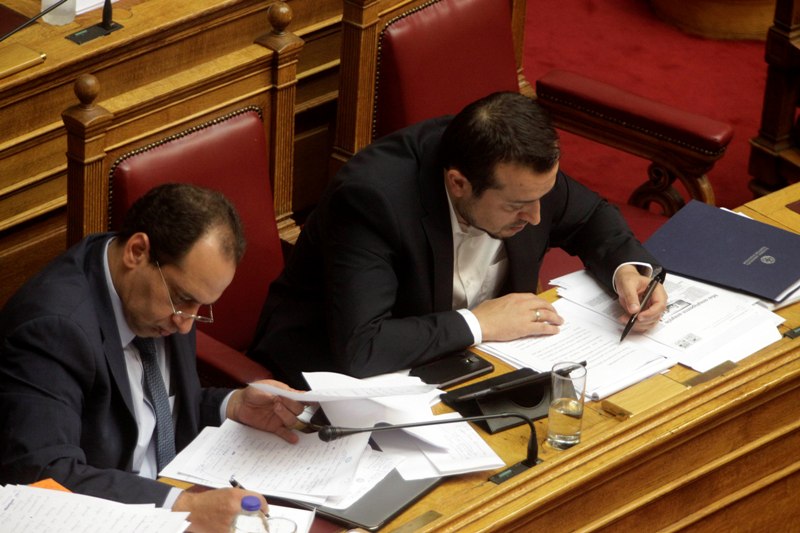 Με αγωγές απαντούν Παππάς και Σπίρτζης στα δημοσιεύματα για το «γραφείο εξυπηρετήσεων» - Media