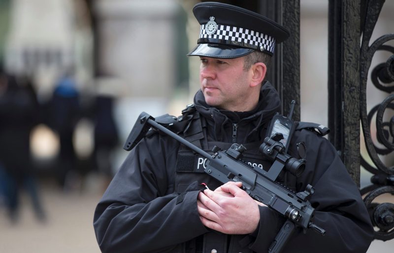 Αυστηρότερους ελέγχους στα αεροδρόμια-Ανάπτυξη δυνάμεων στα ελληνοτουρκικά σύνορα ζητά η Γαλλία - Media