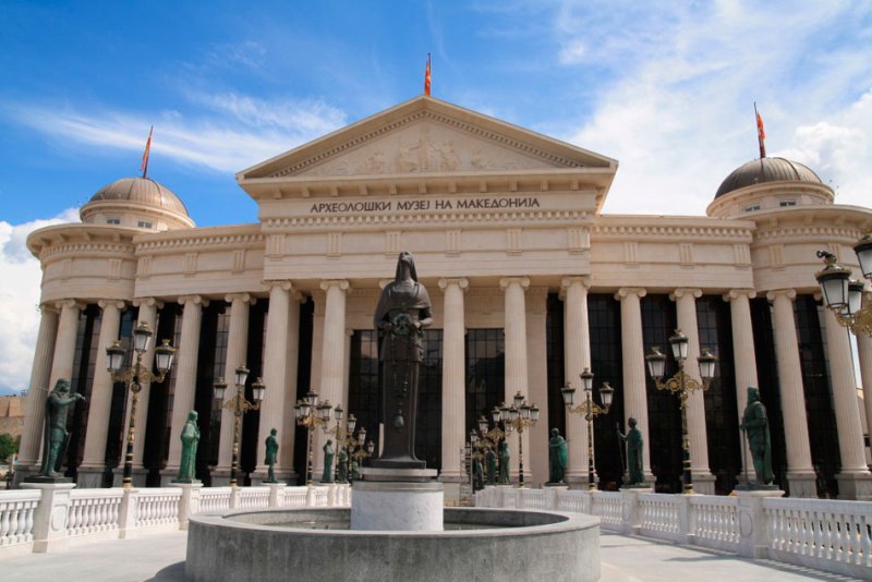 Μετονόμασαν το Αρχαιολογικό Μουσείο των Σκοπίων σε… Παλάτι «Αλέξανδρος ο Μακεδόνας»! - Media