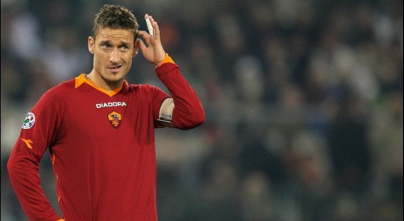 «Υποκλίθηκε» το Μπερναμπέου στον Φραντσέσκο Τότι (Video) - Media