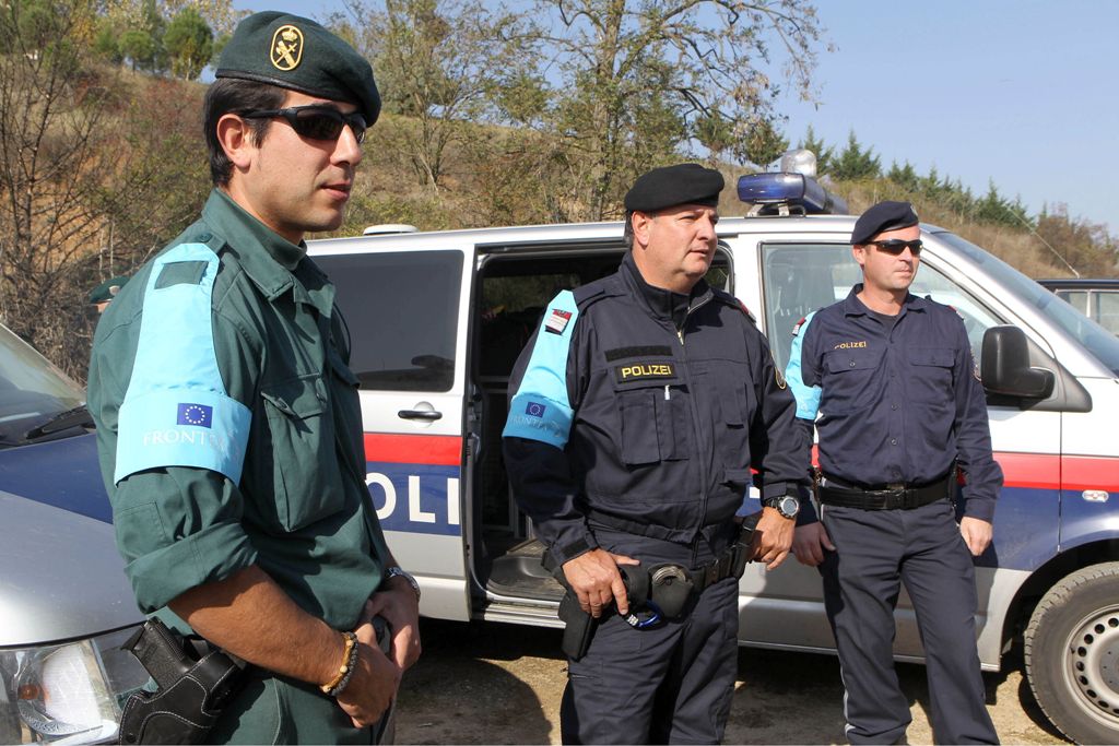 Στα σύνορα με τα Σκόπια η Frontex μετά από συμφωνία με την κυβέρνηση - Media