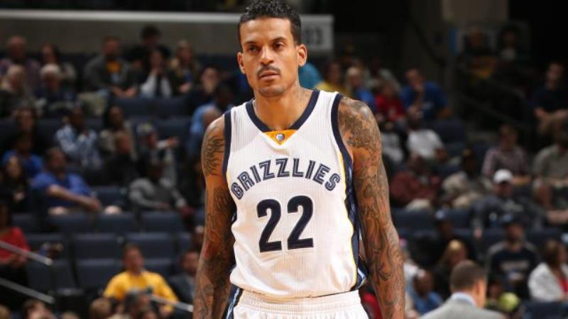 Εξωπραγματικό τρίποντο χάρισε τη νίκη στους Γκρίζλις (Video) - Media