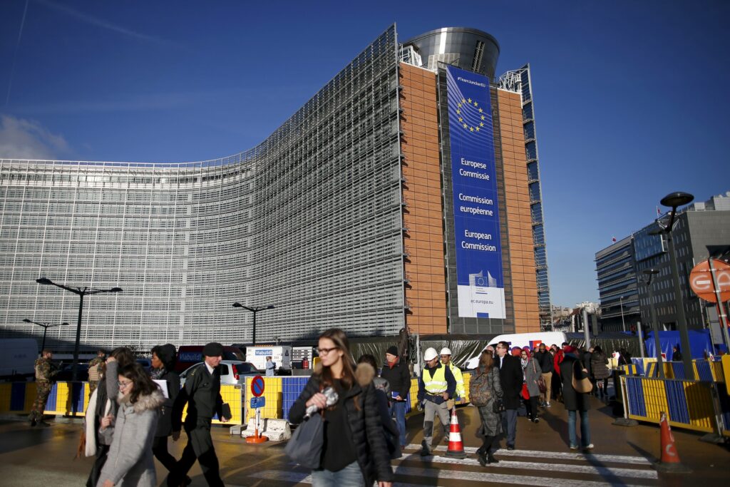 «Παγώνουν» τα σενάρια εξόδου από την Σένγκεν - Media