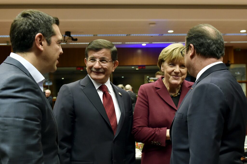 Η προσφυγική κρίση στην ατζέντα της Συνόδου Κορυφής – Συναντήσεις Τσίπρα με Νταβούτογλου και Κάμερον - Media