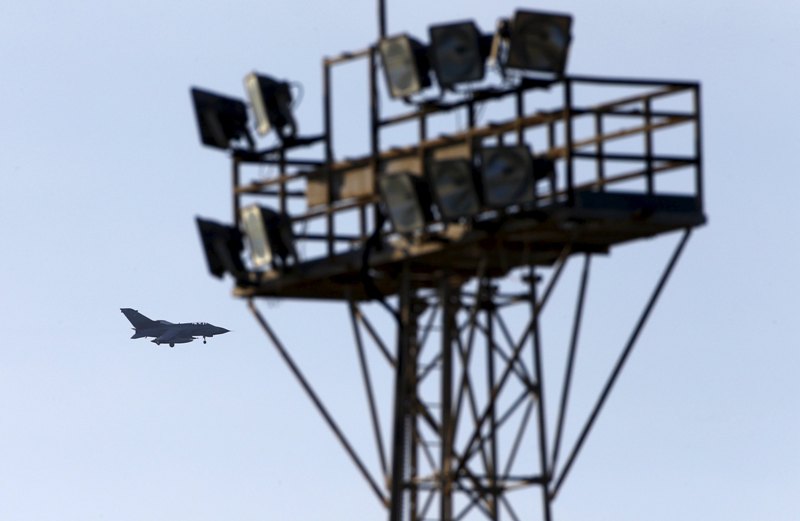 Επιπλέον 8 μαχητικά στέλνει η Βρετανία στη Συρία (Photos) - Media