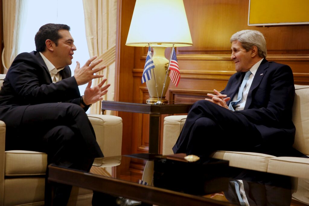 Κέρι: Θα κάνουμε ό,τι μπορούμε για να επιστρέψει η χώρα στην ανάπτυξη - Media