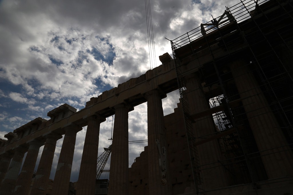 Οι πιο απογοητευμένοι Ευρωπαίοι οι Έλληνες –Τι αποκαλύπτει το ευρωβαρόμετρο - Media
