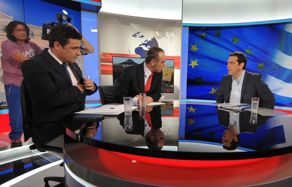 Δείτε live τη συνέντευξη του πρωθυπουργού στην ΕΡΤ - Media