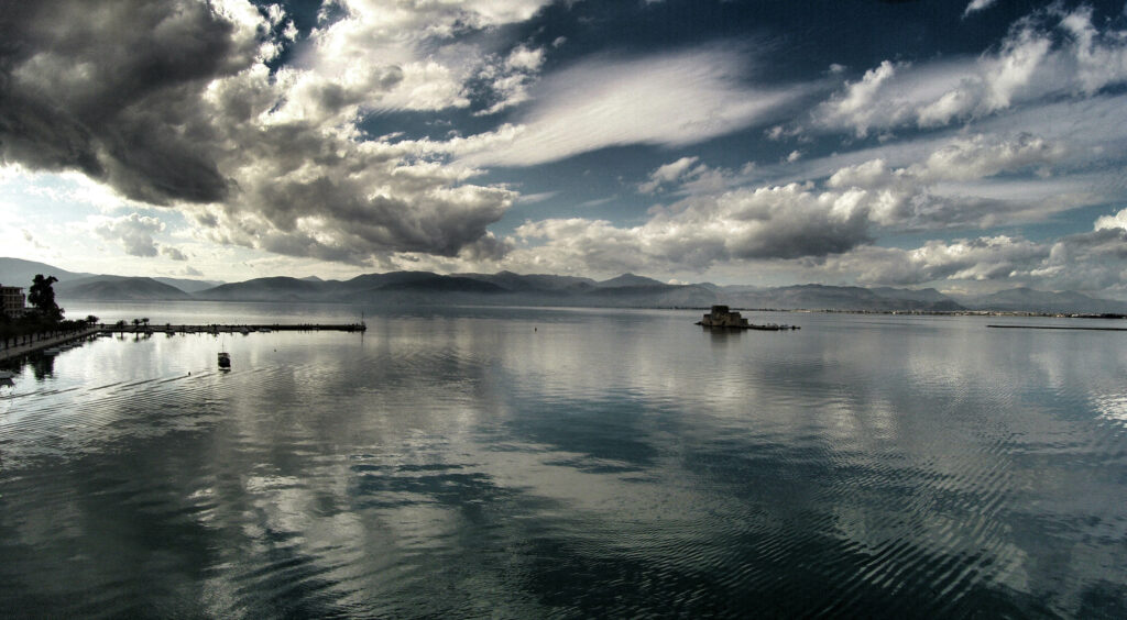 Συννεφιά και παροδικές βροχές σε ολόκληρη τη χώρα - Media