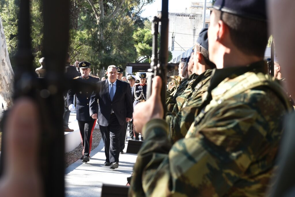 «Φωτιές» άναψε στο πολιτικό σκηνικό ο Π.Καμμένος με τις προτάσεις για μαθητές και γυναίκες στα «χακί» - Media