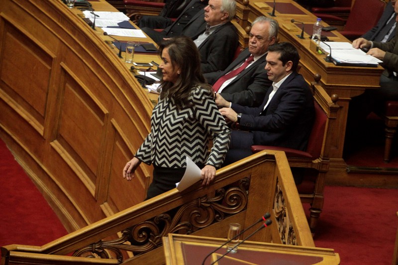 Τσίπρας προς Μπακογιάννη: «Κοίτα ποιος μιλάει» - Έντονη αντιπαράθεση με αφορμή την ανακεφαλαιοποίηση - Media