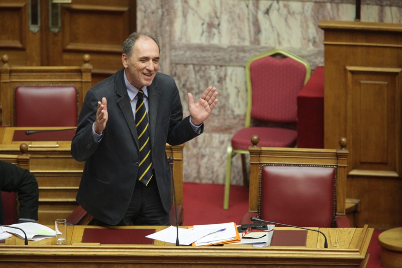 Σταθάκης: Νομοθετική ρύθμιση για δανειολήπτες με μικρότερα δάνεια - Media