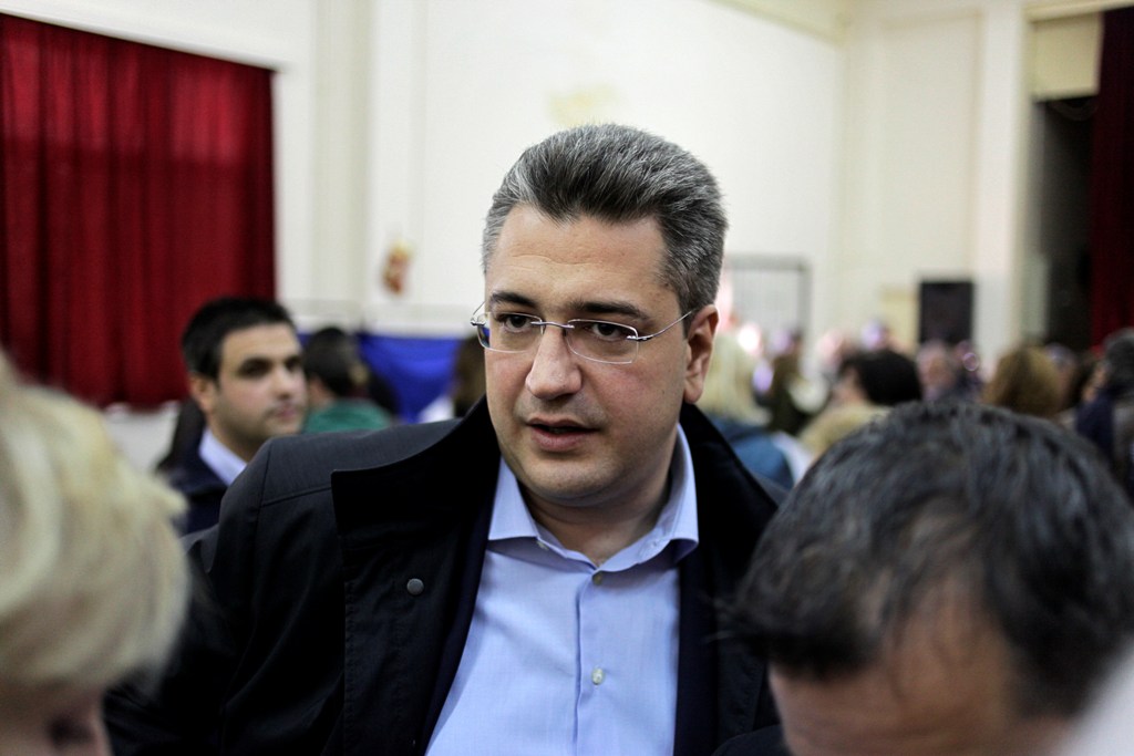 Ο Τζιτζικώστας και τα πρότυπά του στο λαϊκισμό - Media