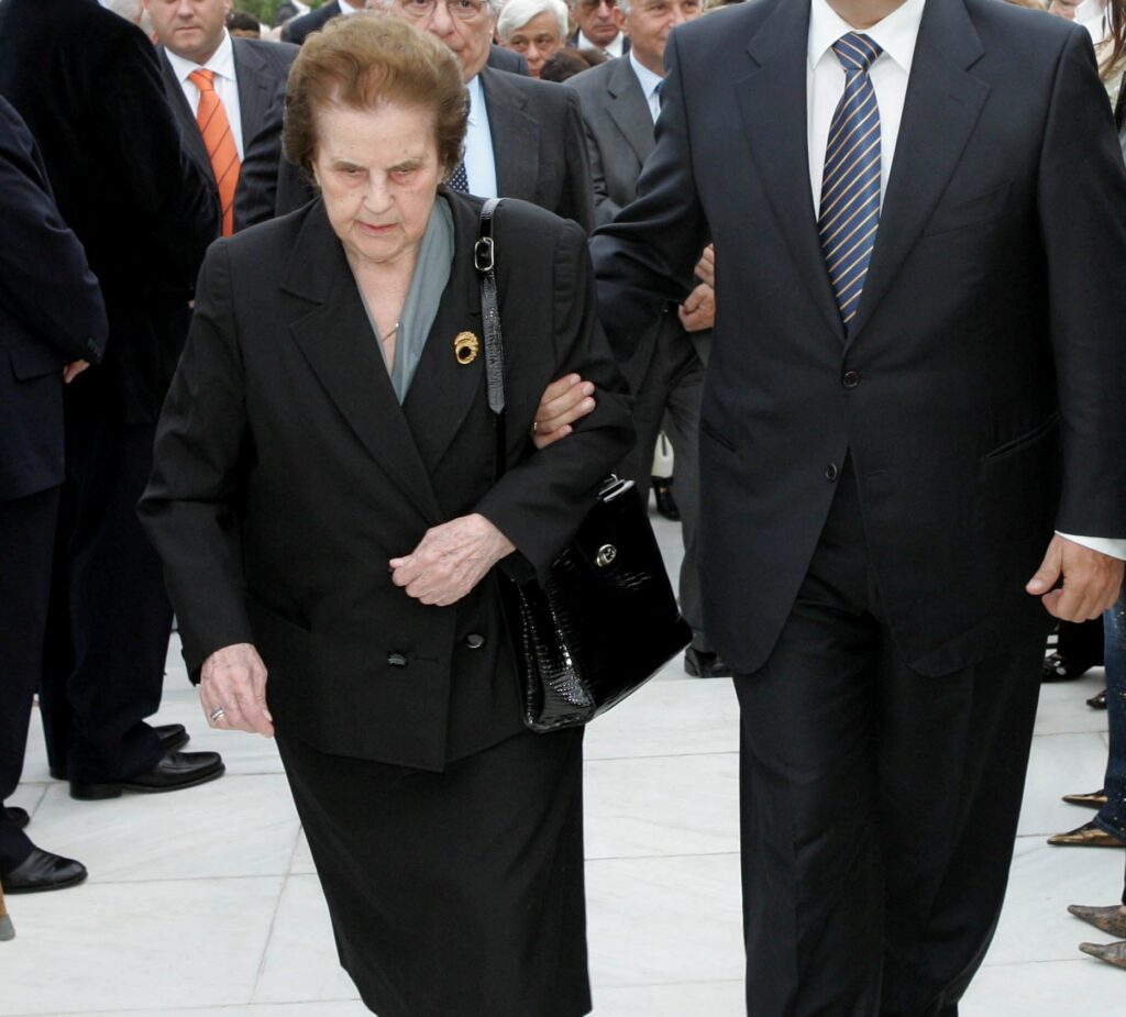Απεβίωσε η αδερφή του Κωνσταντίνου Καραμανλή - Media