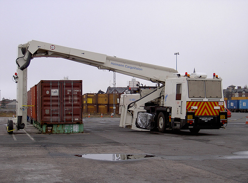 Με αυτοκινούμενο X-Ray Scanner εξοπλίζεται το Υπουργείο Οικονομικών για το λαθρεμπόριο τσιγάρων - Media