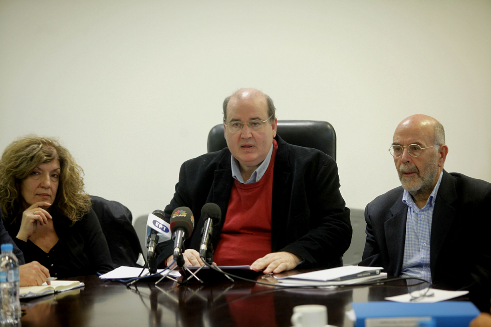 «Βόμβα» Φίλη: Σχεδιάζει υποχρεωτική εκπαίδευση στα σχολεία για 14 χρόνια - Media