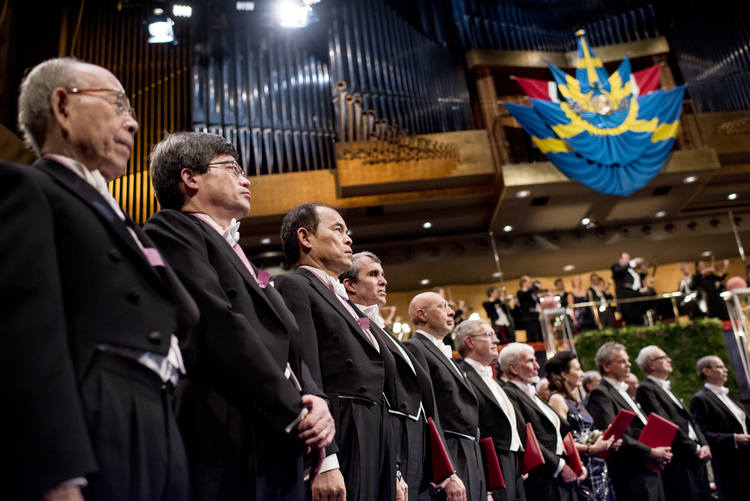 15 νομπελίστες υπογράφουν κείμενο υπέρ της Ελλάδας – «Δημιουργικοί και δουλευταράδες οι Έλληνες» - Media