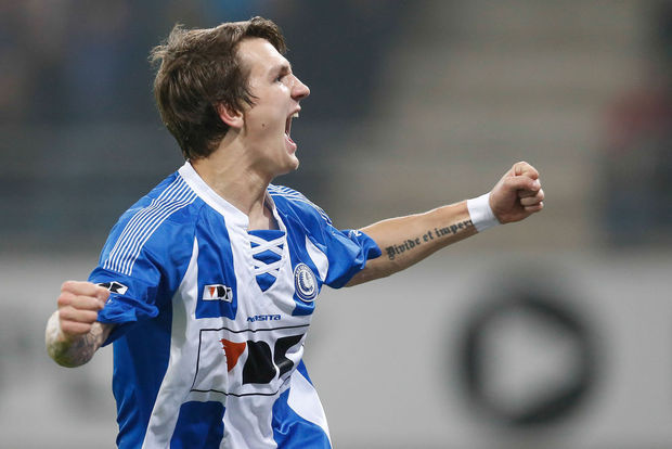 Τιμώρησαν τον ποδοσφαιριστή για ομοφοβικά συνθήματα - Media