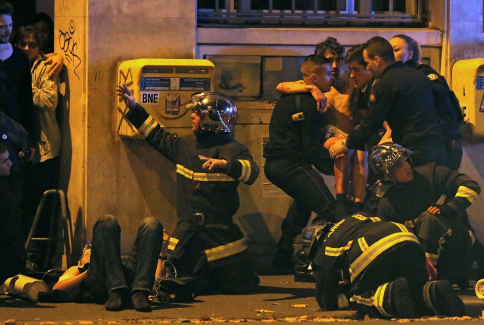 Το SMS που ταυτοποίησε την ταυτότητα του τρίτου δράστη των χτυπημάτων στο Παρίσι - Media