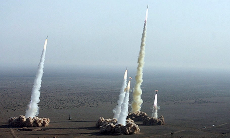 Επεκτείνει το πρόγραμμα κατασκευής βαλλιστικών πυραύλων το Ιράν - Media