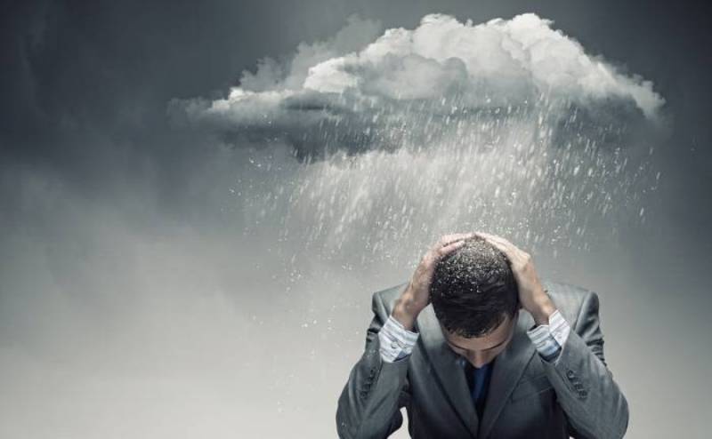 Η οικονομική κρίση έχει κάνει καταθλιπτικούς τους Έλληνες - Media