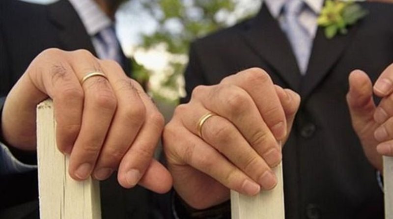 Φωτήλας: Το νομοσχέδιο είναι σύμφωνο συμβίωσης μεταξύ Θάνου και Παπαγγελόπουλου με κουμπάρο τον Παρασκευόπουλο - Media