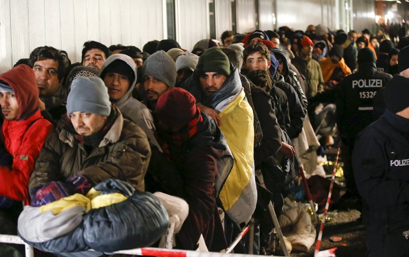 ΕΕ: Πολύ πιο σκληρή ρητορική στη στρατηγική της έναντι των προσφύγων υιοθετεί η Ευρώπη - Media