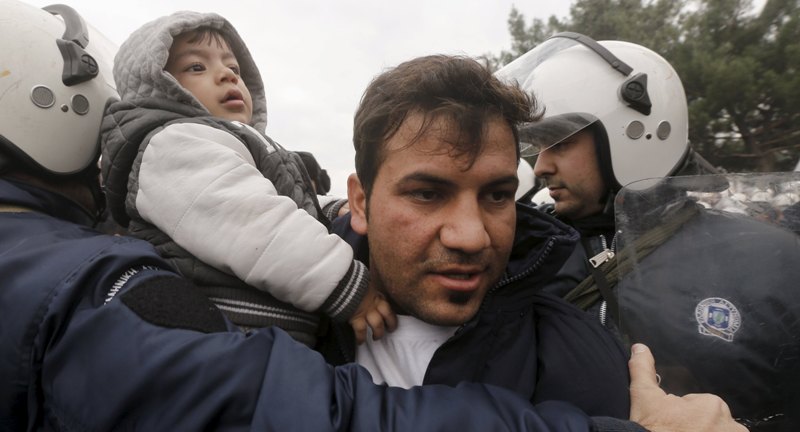 Νέοι, υψηλού μορφωτικού επιπέδου και εξειδικευμένοι οι περισσότεροι Σύροι που φτάνουν στην Ελλάδα - Media