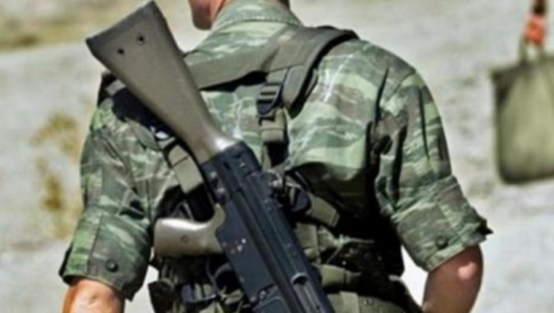 Σκύρος: 19χρονη κατηγορεί στρατιωτικό για βιασμό - Media