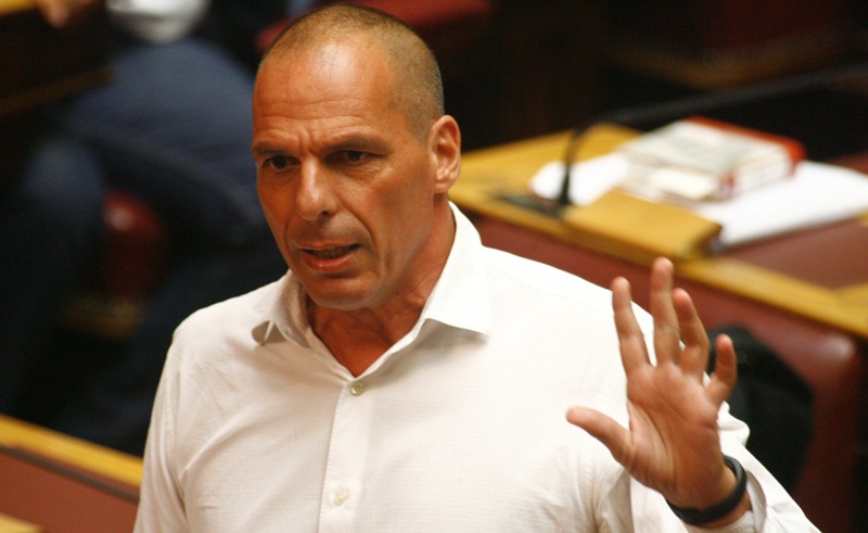 Ο Βαρουφάκης επανέρχεται και επιμένει για περίοδο ύφεσης στην Κύπρο - Media