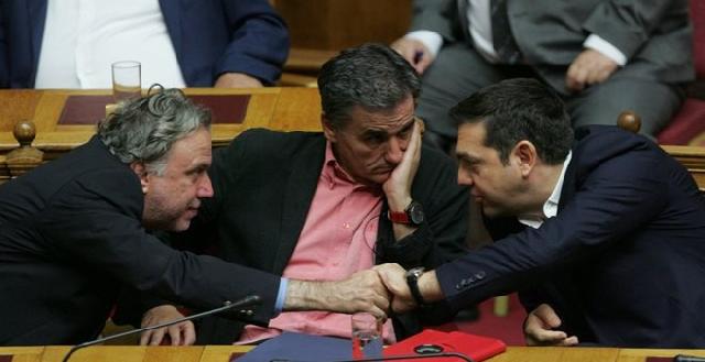De Standaard: Ξανά στο προσκήνιο η Ελλάδα λόγω του ασφαλιστικού - Media